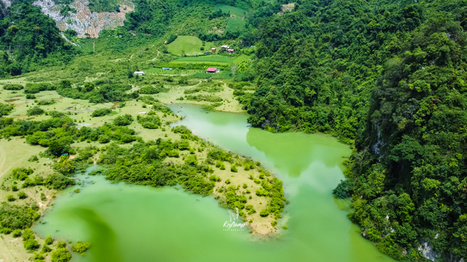 Những &quot;miền thảo nguyên xanh&quot; ở Việt Nam khiến du khách lưu luyến từ cái nhìn đầu tiên - Ảnh 5.