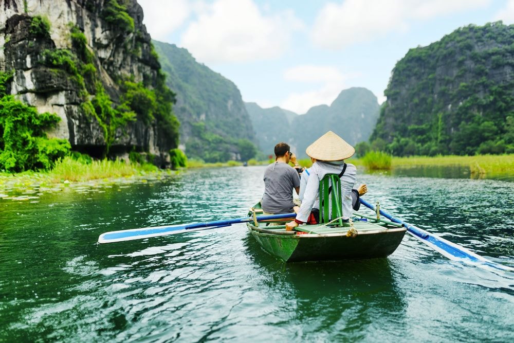 Tam Cốc Ninh Bình – Kinh nghiệm du lịch tự túc từ A-Z (2024)