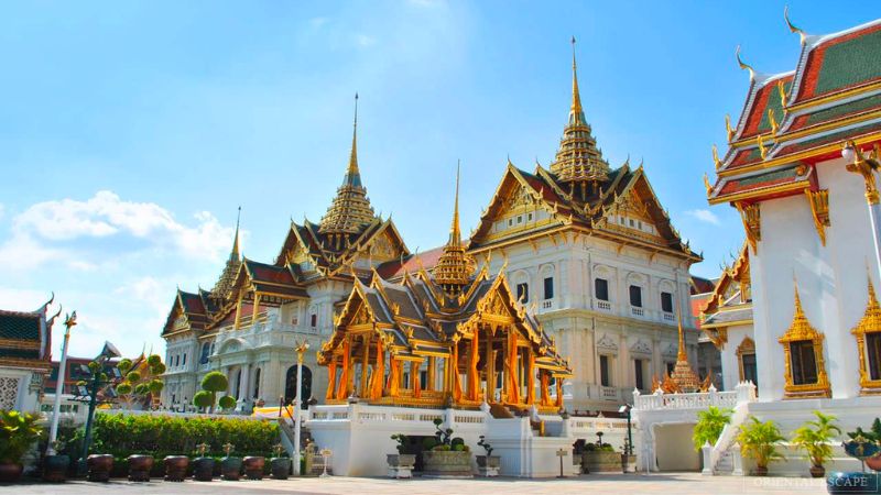 Đến Wat Pho chiêm bái tượng Phật dát vàng khổng lồ