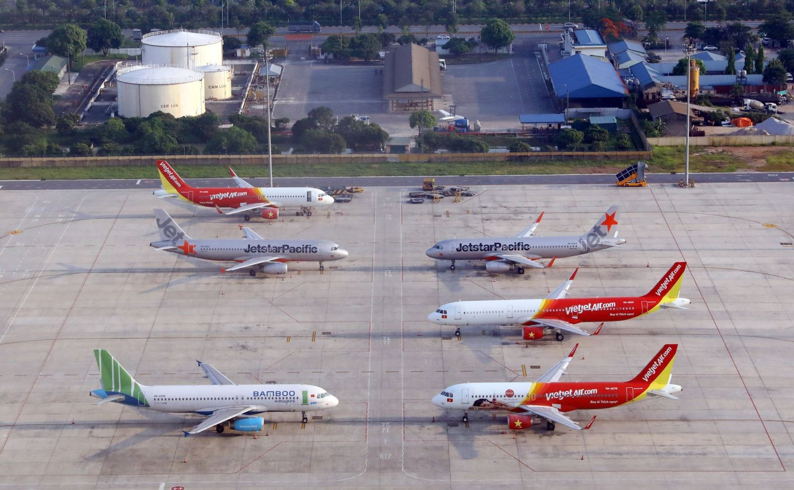 Giá vé máy bay dịp lễ 30/4 - 1/5 cao ngang Tết Nguyên đán