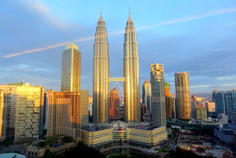 Chiêm ngưỡng vẻ đẹp kiêu hãnh và lộng lẫy của tháp đôi Petronas ở Malaysia